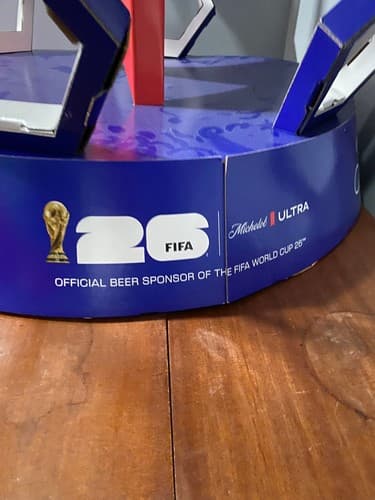 🚨 RARE 2026 FIFA World Cup Michelob Promotional Liquor Store Display! 3ftx3ft🚨 — photo 4