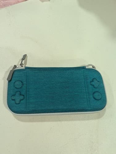 Nintendo Switch Turquoise Teal Green Carrying Case And Grip Sleeve Holds Games
