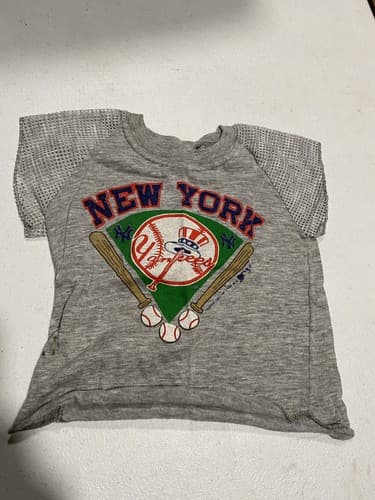 Vtg Made in USA 1989 Garan Inc New York Yankees Logo Print Shirt Kids Size Small