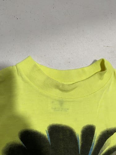 Vintage 1990s SSI Batman Returns Movie Single Stitch T-Shirt Kids Small Neon — photo 7