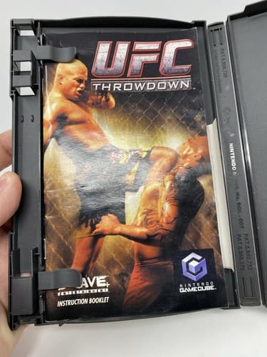 UFC: Throwdown Nintendo GameCube (TESTED AND WORKING) Disc & Manual Only — photo 3