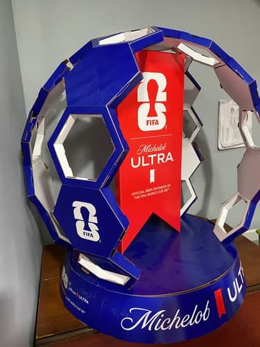 🚨 RARE 2026 FIFA World Cup Michelob Promotional Liquor Store Display! 3ftx3ft🚨 — photo 5