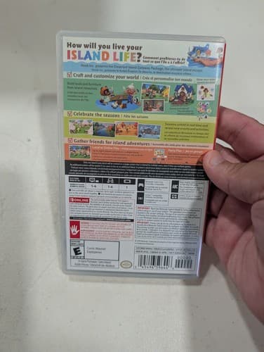 Nintendo Animal Crossing: New Horizons Switch Cartridge w/ Case — photo 2