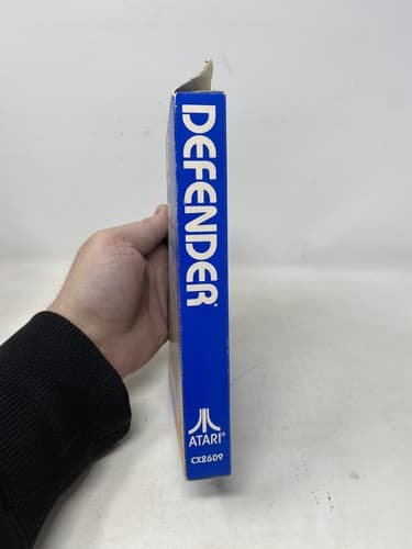 Vintage Atari Video Game Defender w/ Box Manual Inserts Comic & Cartridge CIB — photo 2