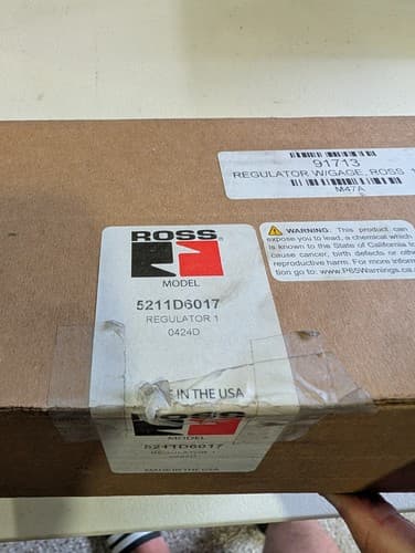Ross 5211D6017 1" NPT 0-100 PSIG Air Pressure Regulator w/ Gauge — photo 2