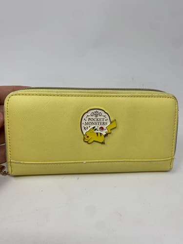 Pokemon Pikachu Light Yellow Leather Zipper Long Wallet with Heart Charm Japan