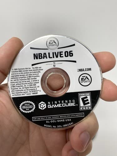 GameCube Games Lot Of 4 NBA Live 06 NCAA Madden Tiger woods Sports Discs Only — photo 2