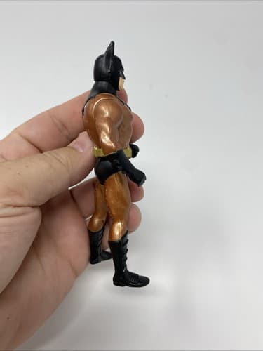 Vintage 1990 DC Comic Kenner BATMAN (Brown) Action Figure Approx. 4 3/4" H — photo 5
