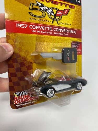 Racing Champions 50th Anniv 1957 Black Corvette Convertible with Ignition Key — photo 2