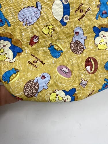 Pokemon Mister Donut 2024 Yellow Zipper Pouch Pikachu Snorlax Quagsire Japan — photo 3