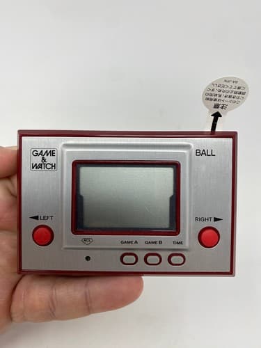 Game & Watch: Ball 2011 Club Nintendo Exclusive 