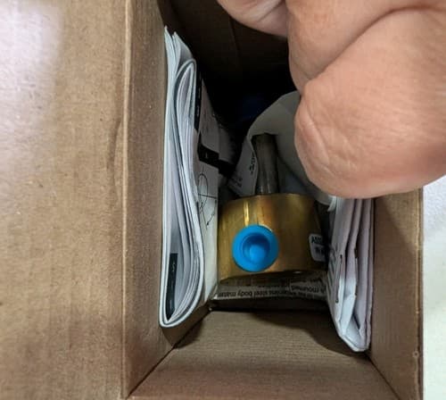 Dayton 1A575 Solenoid Valve Brand New Open Box — photo 4