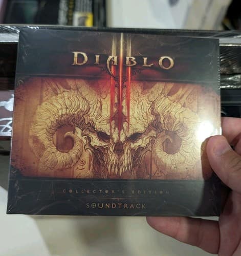 Diablo 3 Diablo III Collector's Edition Game Opened USB & Statue Included — photo 8
