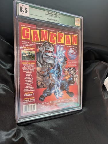 GameFan V5 #6 Mortal Combat Myhtologies CGC Qualified 8.5 — photo 7