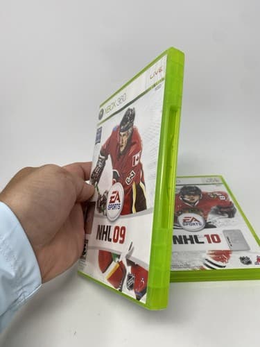 Lot of 2 Xbox 360 Games NHL 2009 2010 CIB Complete In Box — photo 3