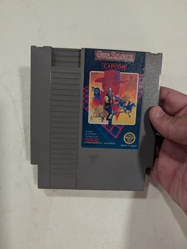 Gun Smoke Nintendo Entertainment System NES Authentic Tested