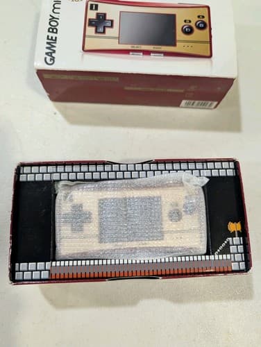 Nintendo Game Boy Micro 20th Anniversary Edition Famicom JP Happy! Mario CLEAN — photo 8