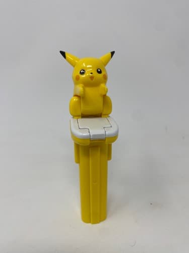 Vintage 1998 Bandai Early Pikachu Candy Pez Dispenser - Yellow Pokémon