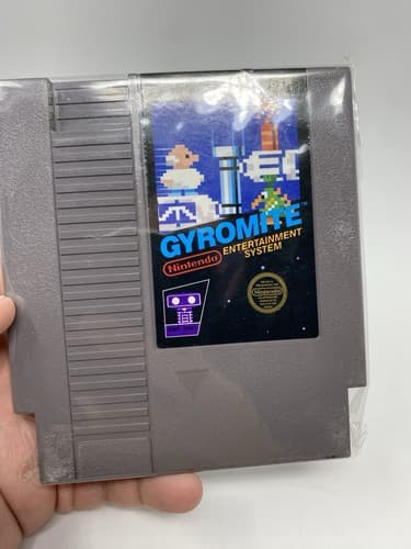 Gyromite 5-Screw w Famicom Adapter Nintendo Video Game Cartridge nes cart konami — photo 2