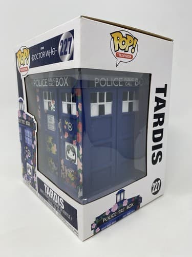 Funko POP! Television: Doctor Who - Tardis #227 Clara Tribute NIB 6" Vinyl — photo 2