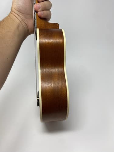 Sweet 21" Mahogany with heart hole & heart carved Soprano Ukulele + Carrying bag — photo 8