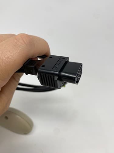 Nintendo AV Famicom Dogbone Controller HVC-102 Japan OEM NES Compatible — photo 8