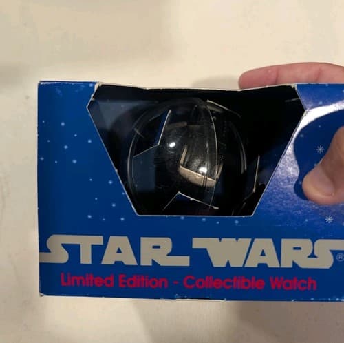 Star Wars Limited Edition Collectible Watch Millenium Falcon In The Bix — photo 3