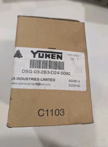 Yuken DSG-03-2B3-D24-5090 Hydraulic Directional Valve NOS — photo 2
