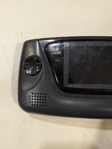 Sega Game Gear 2103 Handheld Video Game Console System for Parts Or Repair — photo 2