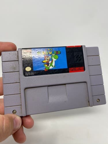 Nintendo Super Mario World Super Nintendo SNES NTSC-U/C Game Cartridge — photo 2