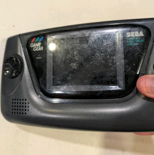 Sega Game Gear 2103 Handheld Video Game Console System for Parts Or Repair — photo 3