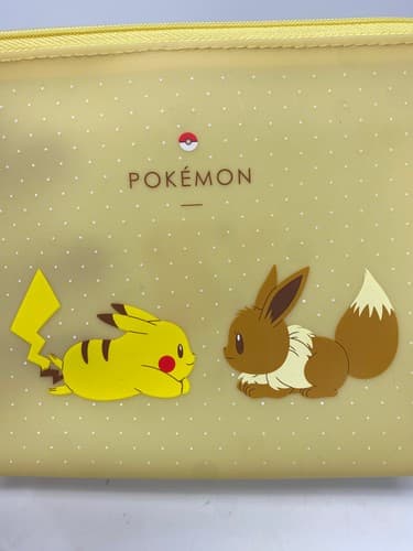Pokemon Pikachu Eevee Flat Yellow/Cream Pouch Vinyl Silicon Accessories — photo 3