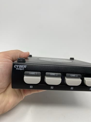 Cyber Gadget Compact S Terminal AV Selector — photo 4