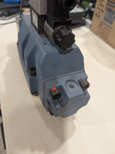 MOOG D664-5705 HYDRAULIC SERVO PROPORTIONAL CONTROL VALVD — photo 9