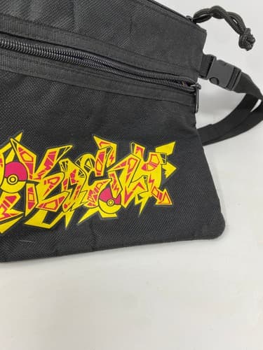 Pokémon Center Shibuya Exclusive Graffiti Art Sacoche Bag 2019 Pikachu Limited — photo 3