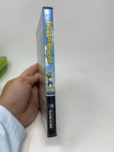 Frogger Beyond (Nintendo GameCube, 2002) No Manual - Tested — photo 9
