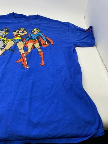 DC Comics Batgirl Wonder Woman Supergirl Pixel Art Blue Graphic T-Shirt XL — photo 6