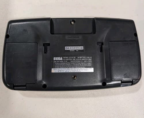 Sega Game Gear 2103 Handheld Video Game Console System for Parts Or Repair — photo 5