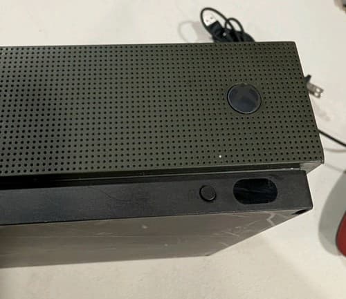 Microsoft Xbox One S 1TB Console 1681 Military Green - Tested Working — photo 4