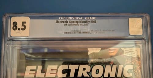 Electronic Gaming Monthly #166 Splinter Cell May 2003 CGC 8.5 — photo 2