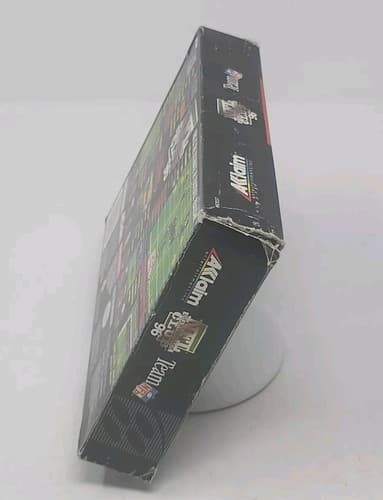 NFL Quarterback Club 96 SNES Super Nintendo Authentic in Original Box — photo 3