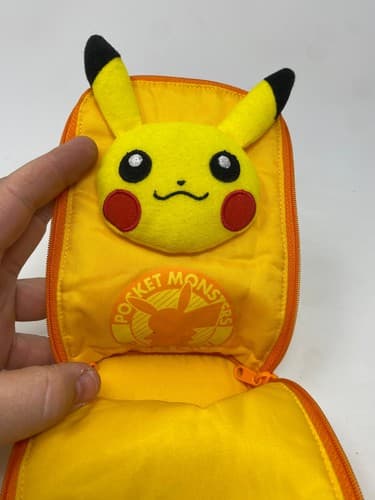 Pikachu Yellow Carrying Pouch 2008 Pokemon Center Limited — photo 6
