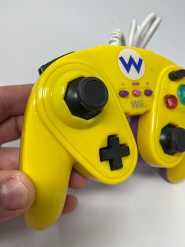 Nintendo Wii PDP Wario Wired Fight Pad Classic Controller PDP — photo 2