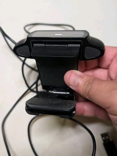 Logitech C920 1080p HD Webcam USB Camera 860-000560 — photo 3