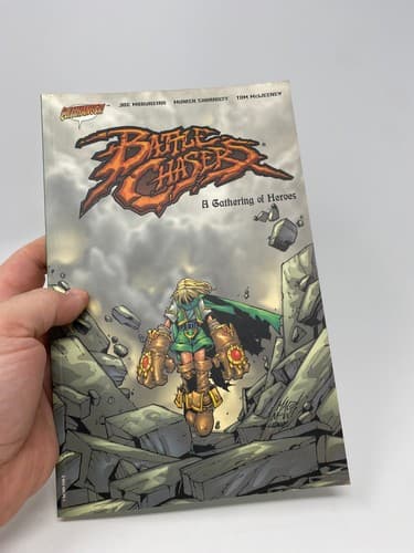 Battle Chasers: A Gathering of Heroes First Printing (DC Comics 1999 PB) — photo 2