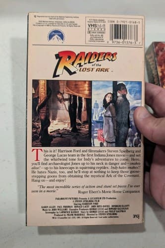 Original Indiana Jones VHS Lot of 2 - Raiders Of The Lost Ark, Temple Of Doom — photo 4