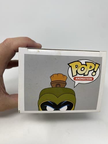 Funko Pop Animation Duck Dodgers Marvin The Martian #143 Vinyl Figure — photo 9