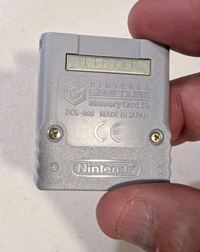 Nintendo Animal Crossing Memory Card for GameCube NTSC-U/C (US/Canada) 2002 — photo 3
