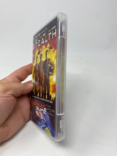 PSP UMD VIDEO STEALTH Movie & Game With Jessica Biel & Jamie Foxx — photo 2