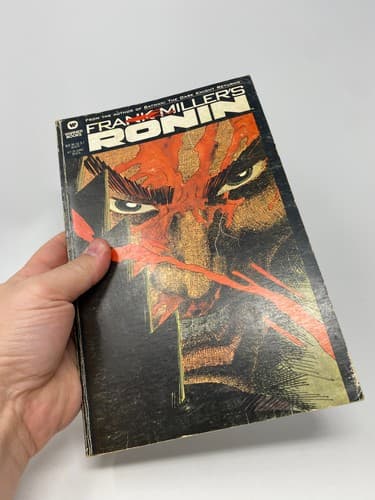 Frank Miller's Ronin Warner Books 1st Edition 1987 — photo 3